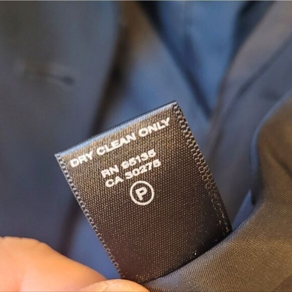 Lafayette 148 Black Classic Relaxed Blazer - Picture 5 of 6